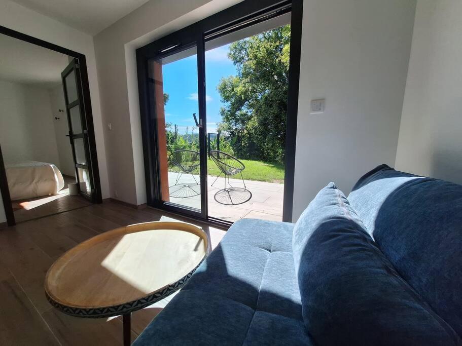 Logement Neuf A 2 Pas Du Lac La Bridoire エクステリア 写真